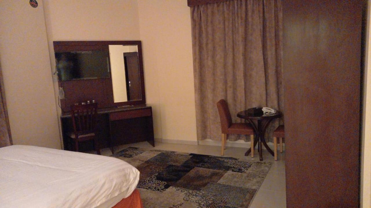 Al Ayniah Hotel Medine Dış mekan fotoğraf